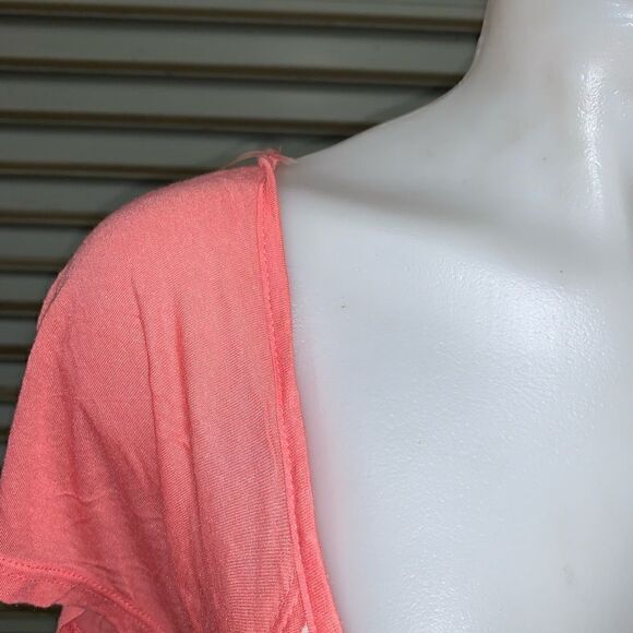 Love me midriff graphic top - Picture 3 of 7